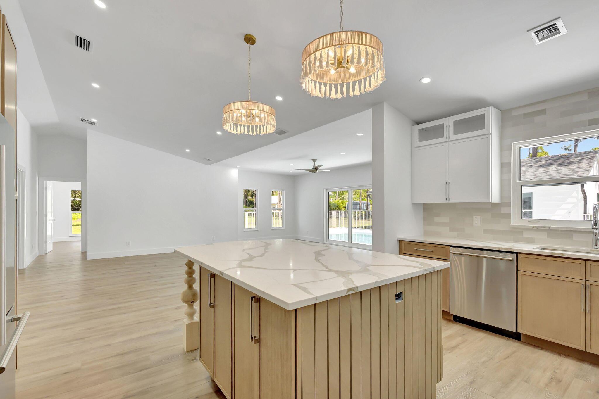 15388 133rd Ter Jupiter, FL 33478