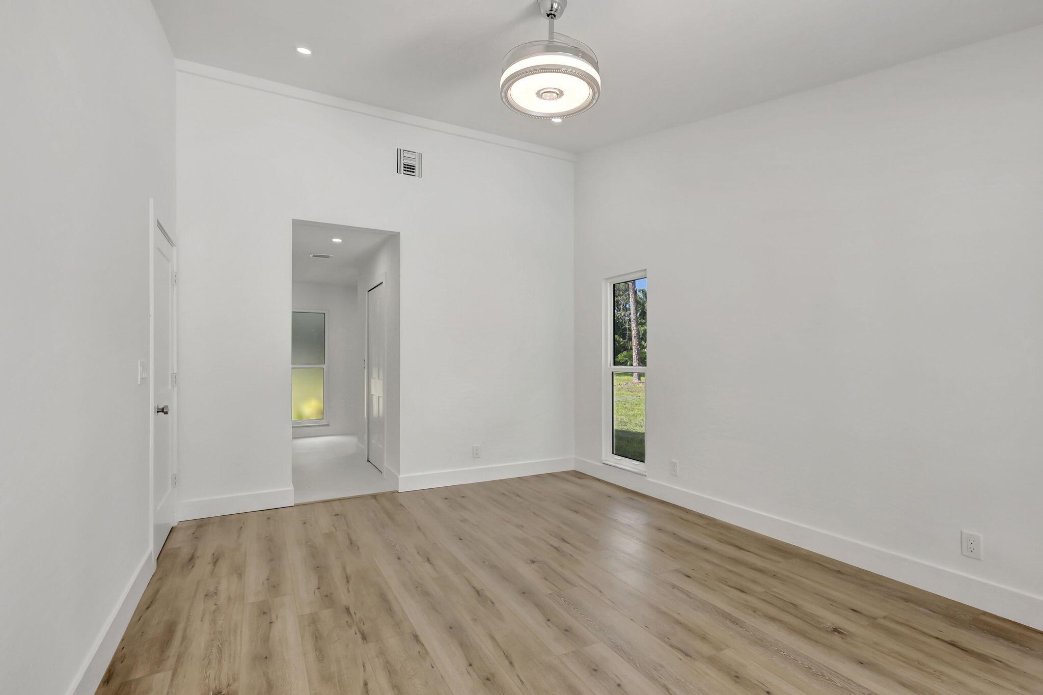 15388 133rd Ter Jupiter, FL 33478