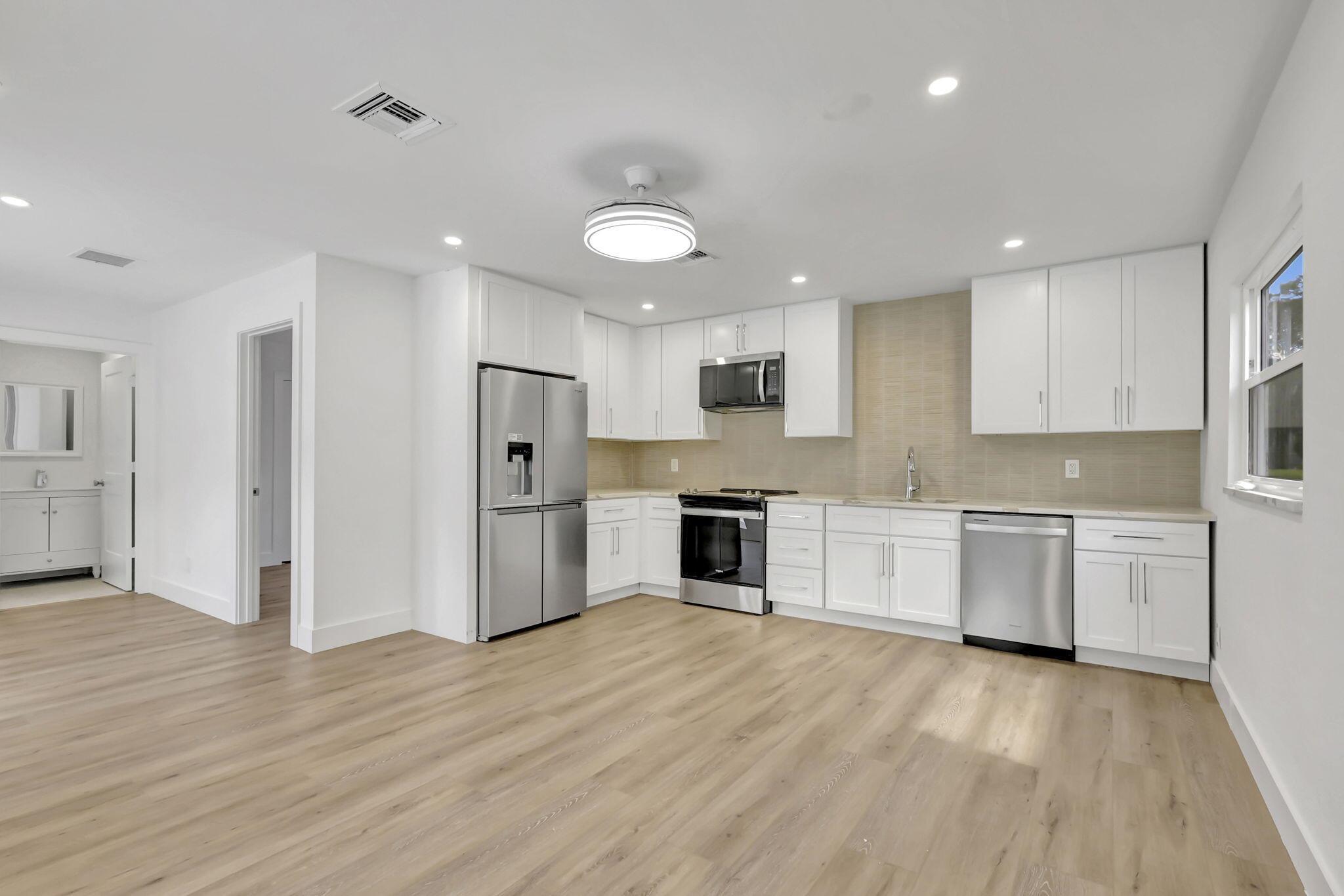 15388 133rd Ter Jupiter, FL 33478