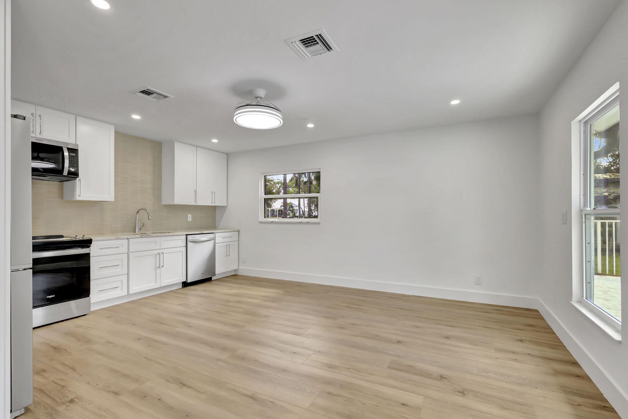 15388 133rd Ter Jupiter, FL 33478