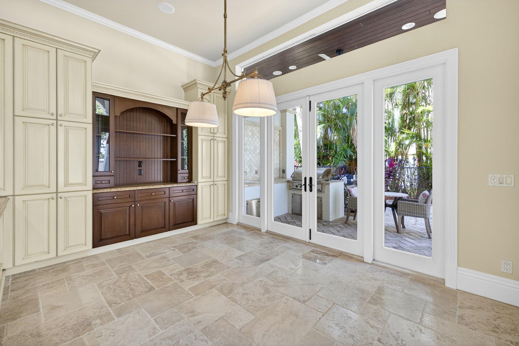 4002 S Ocean Blvd Highland Beach, FL 33487