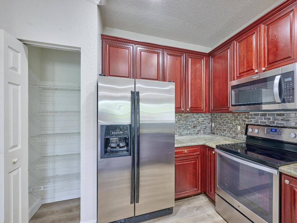 105 E Pigeon Plum #103 Jupiter, FL 33458