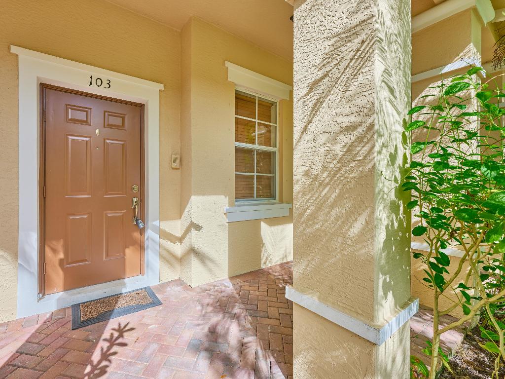 105 E Pigeon Plum #103 Jupiter, FL 33458