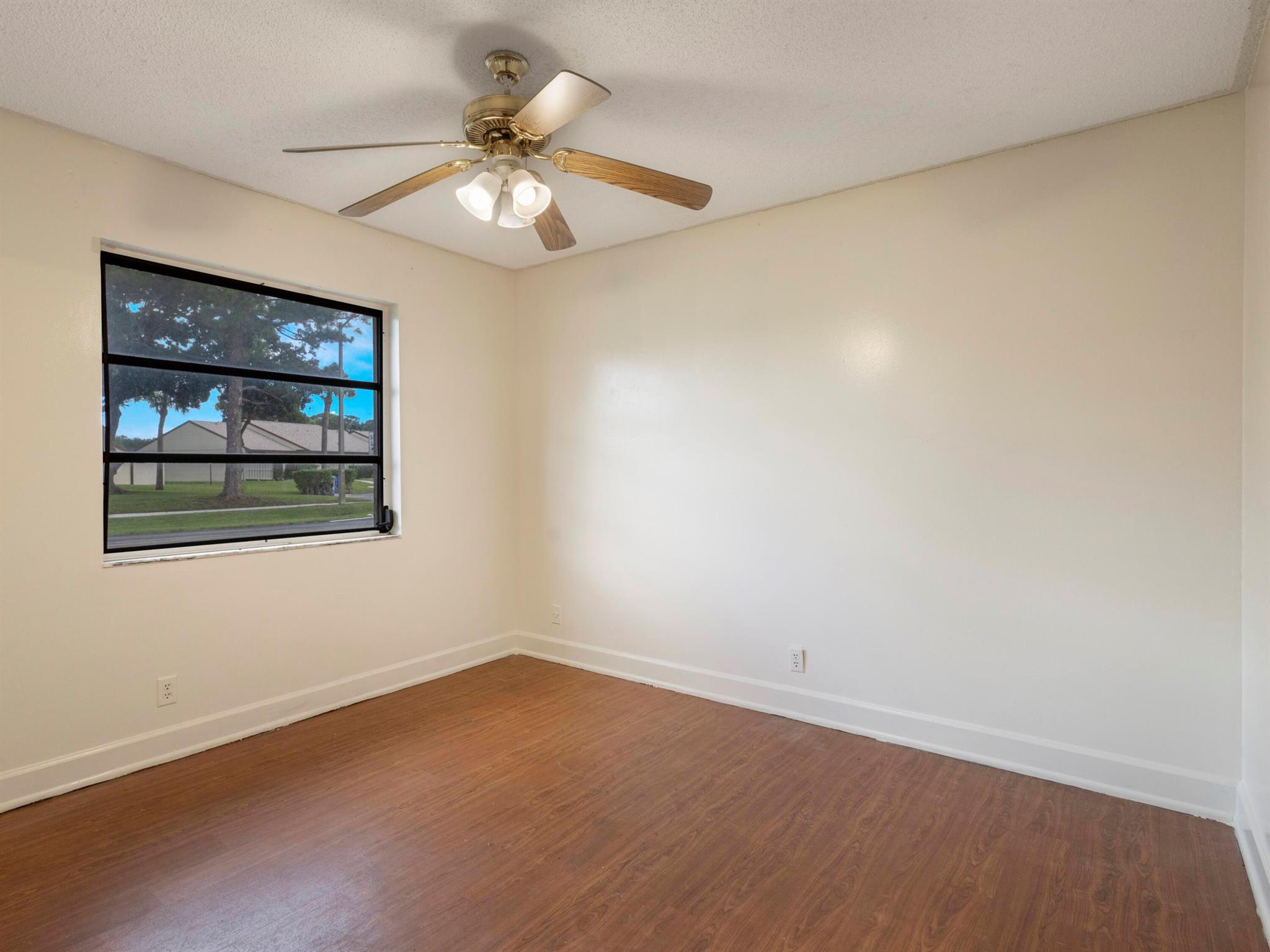 1201 Pine Sage Cir West Palm Beach, FL 33409