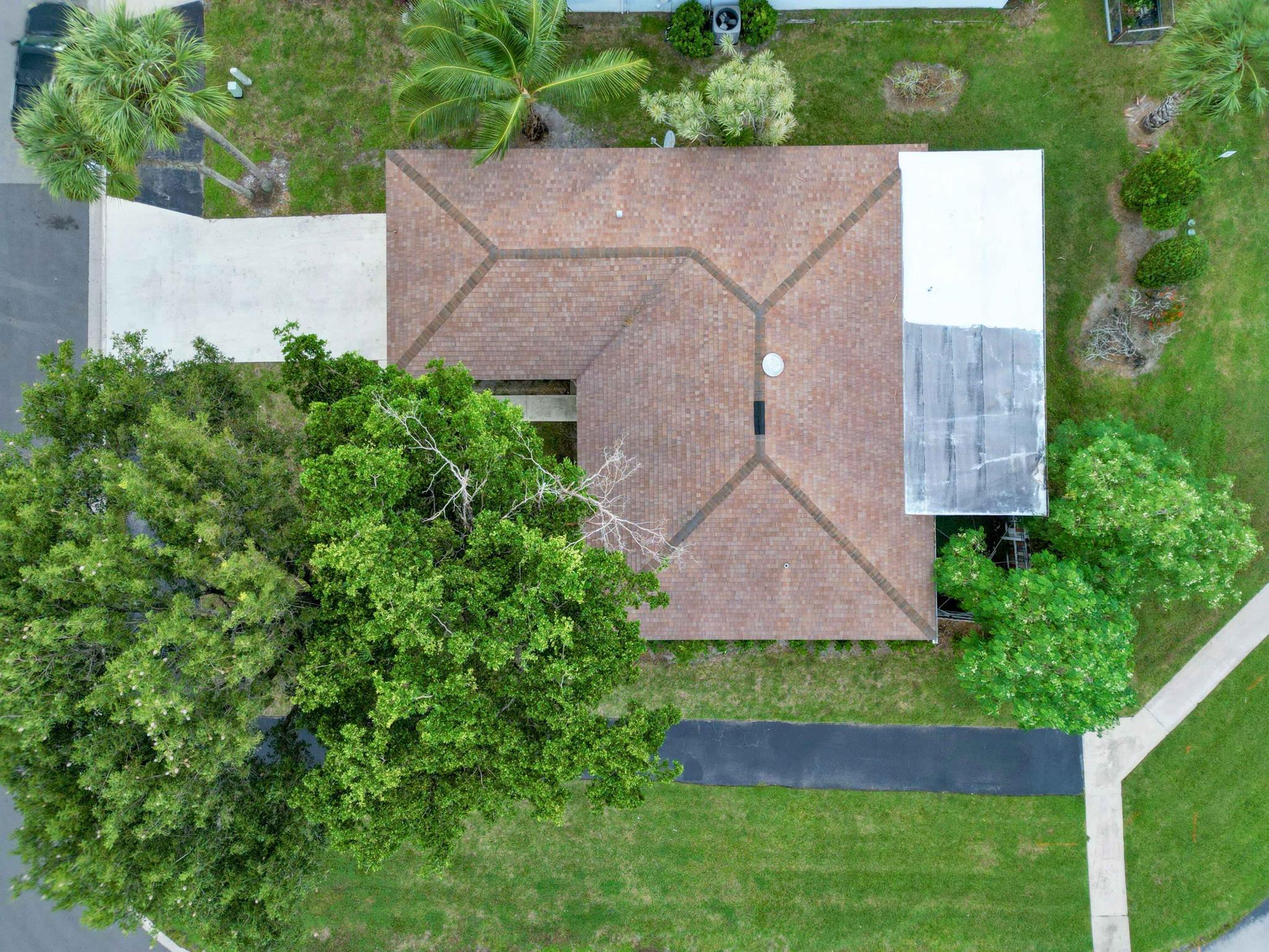 1201 Pine Sage Cir West Palm Beach, FL 33409