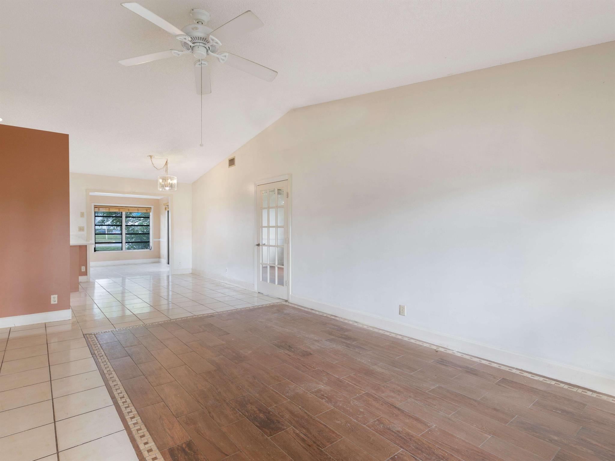 1201 Pine Sage Cir West Palm Beach, FL 33409