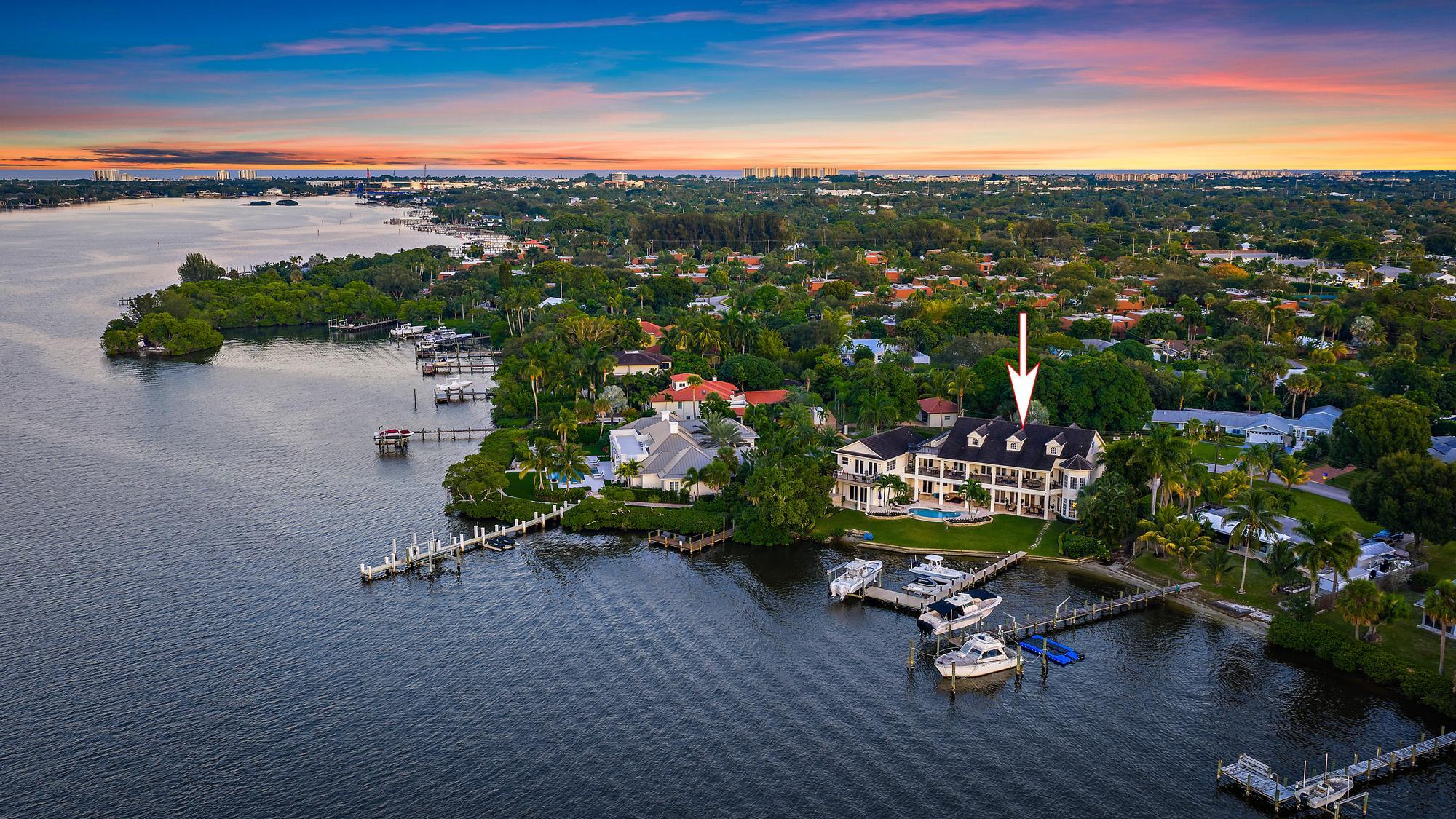 18137 Palm Pt Dr Jupiter, FL 33458