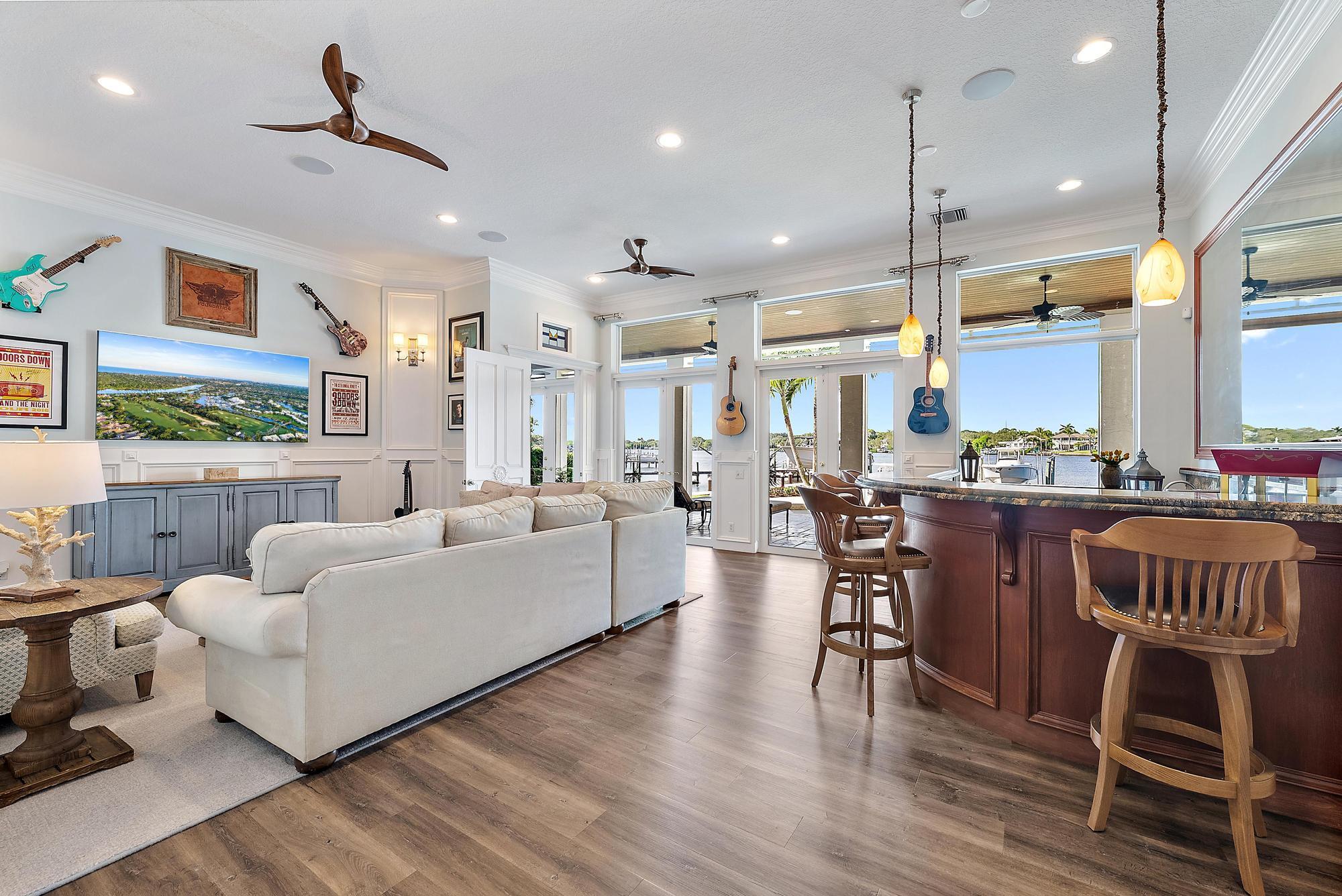 18137 Palm Pt Dr Jupiter, FL 33458