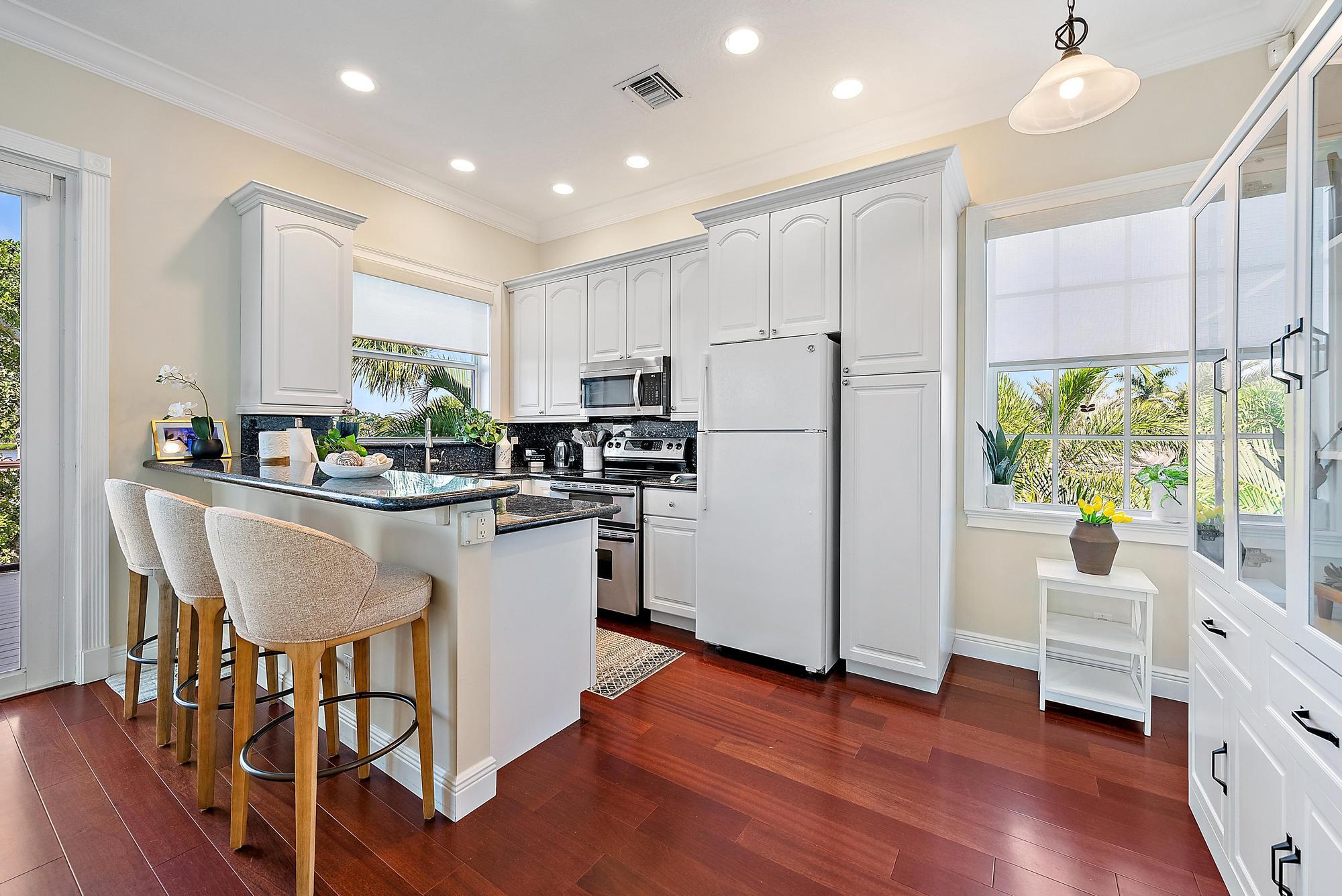 18137 Palm Pt Dr Jupiter, FL 33458