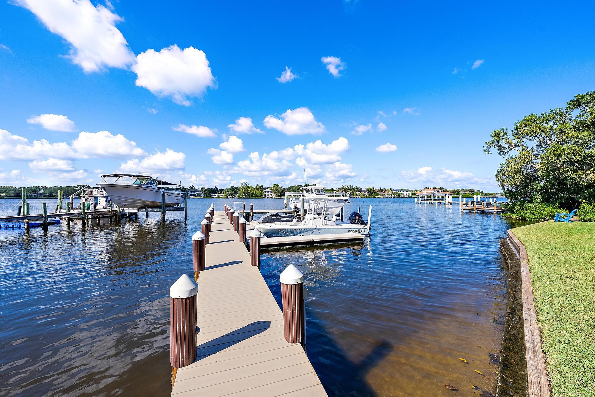 18137 Palm Pt Dr Jupiter, FL 33458