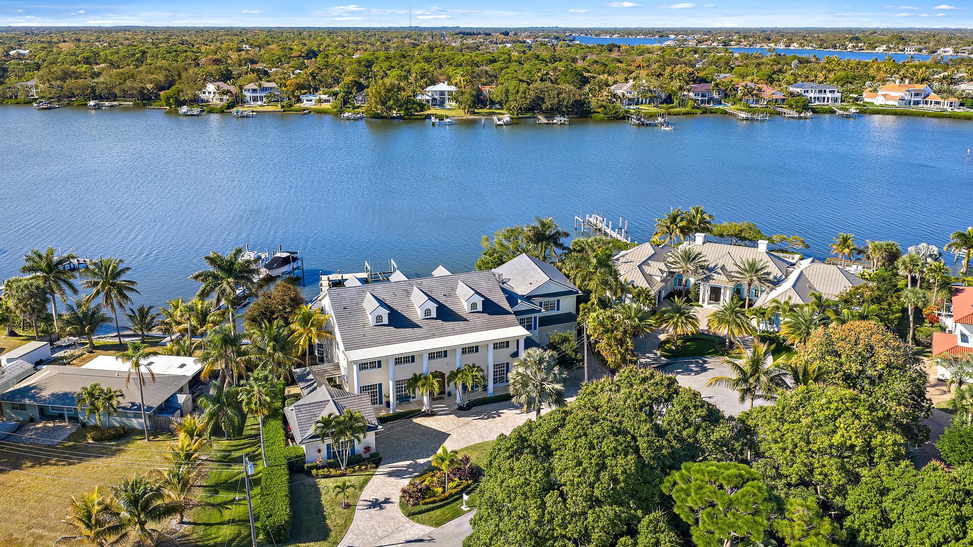 18137 Palm Pt Jupiter, FL 33458