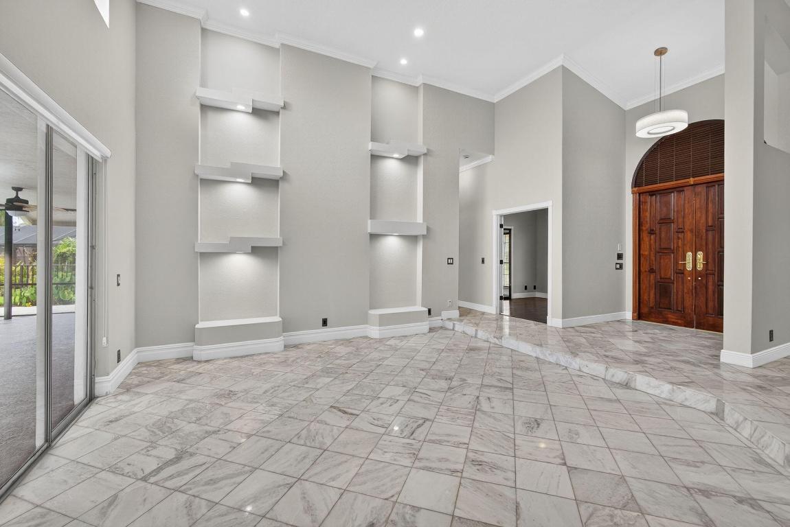 1295 Longlea Ter Wellington, FL 33414