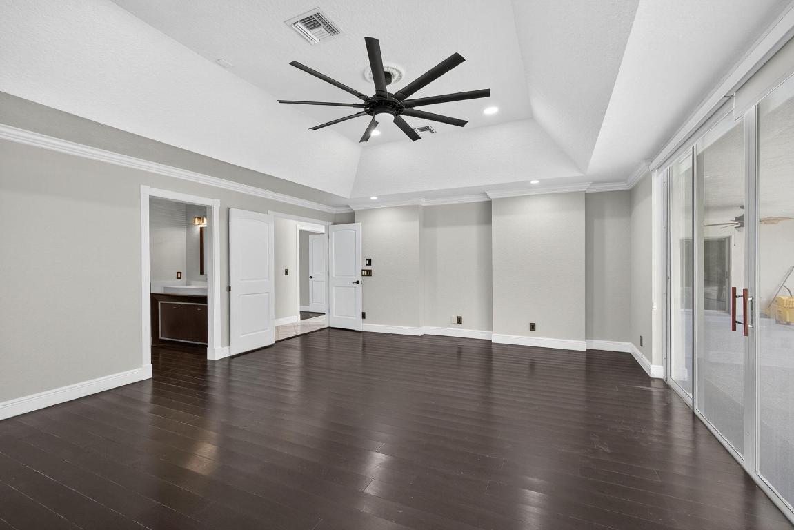 1295 Longlea Ter Wellington, FL 33414