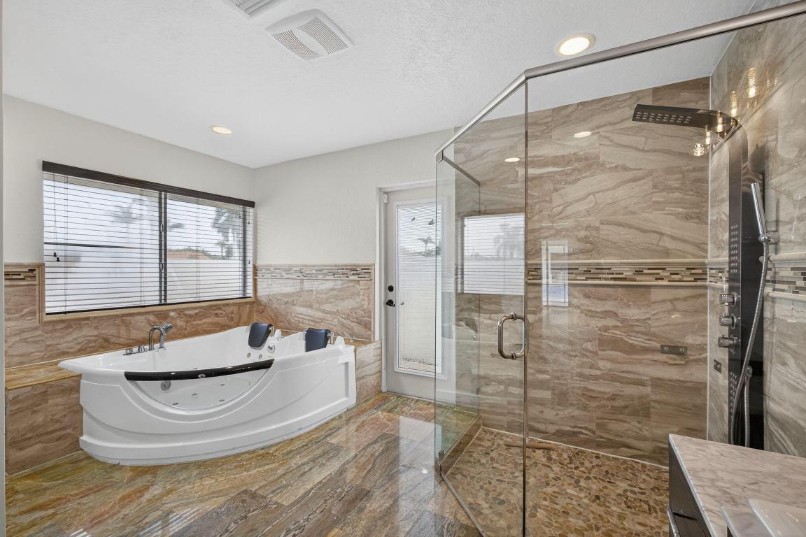 1295 Longlea Ter Wellington, FL 33414