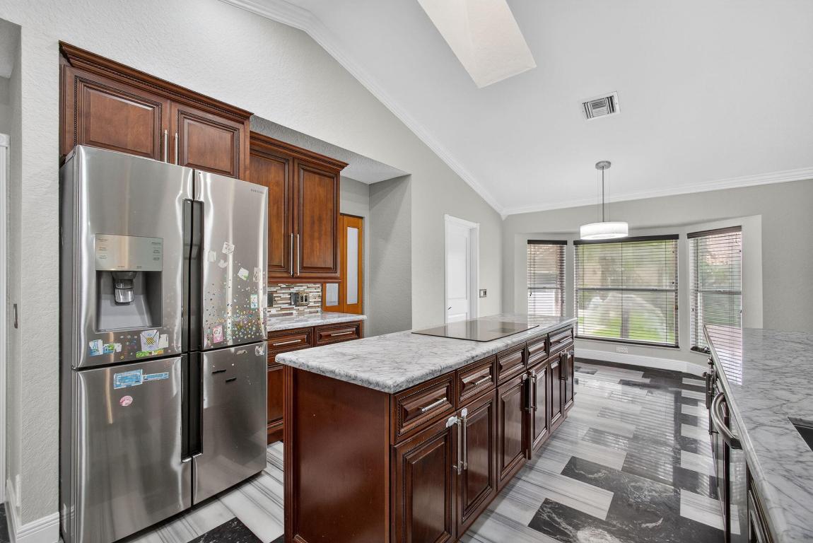 1295 Longlea Ter Wellington, FL 33414