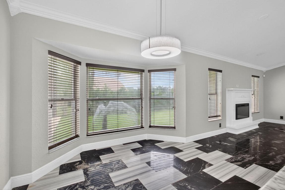 1295 Longlea Ter Wellington, FL 33414