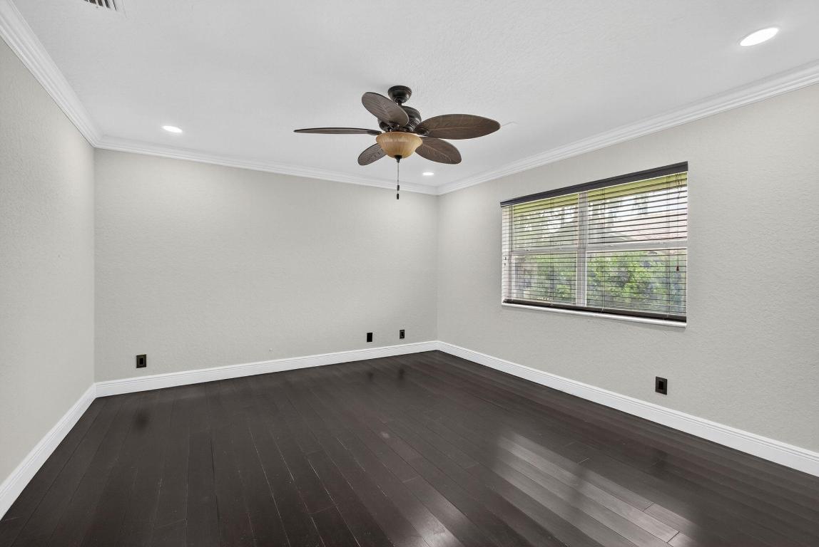 1295 Longlea Ter Wellington, FL 33414