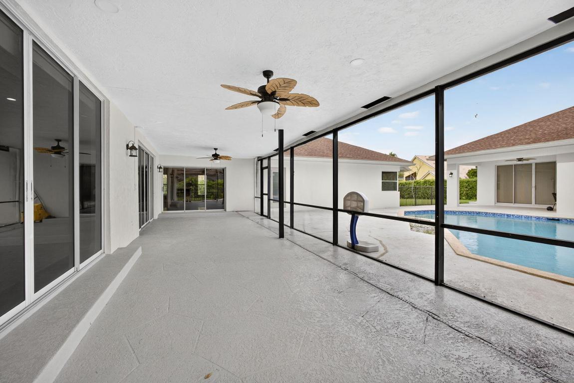 1295 Longlea Ter Wellington, FL 33414