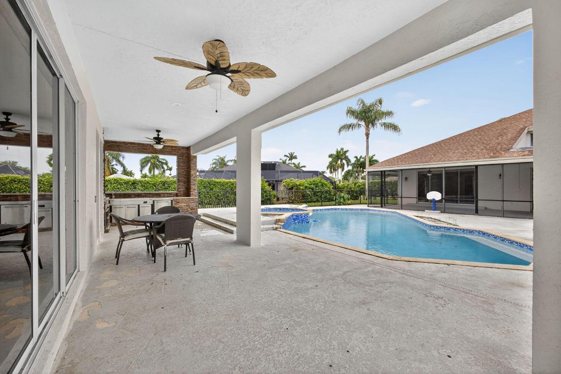 1295 Longlea Ter Wellington, FL 33414