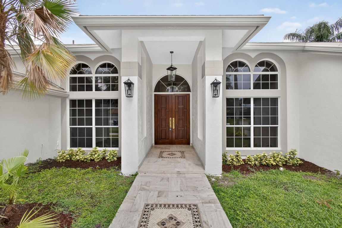 1295 Longlea Ter Wellington, FL 33414