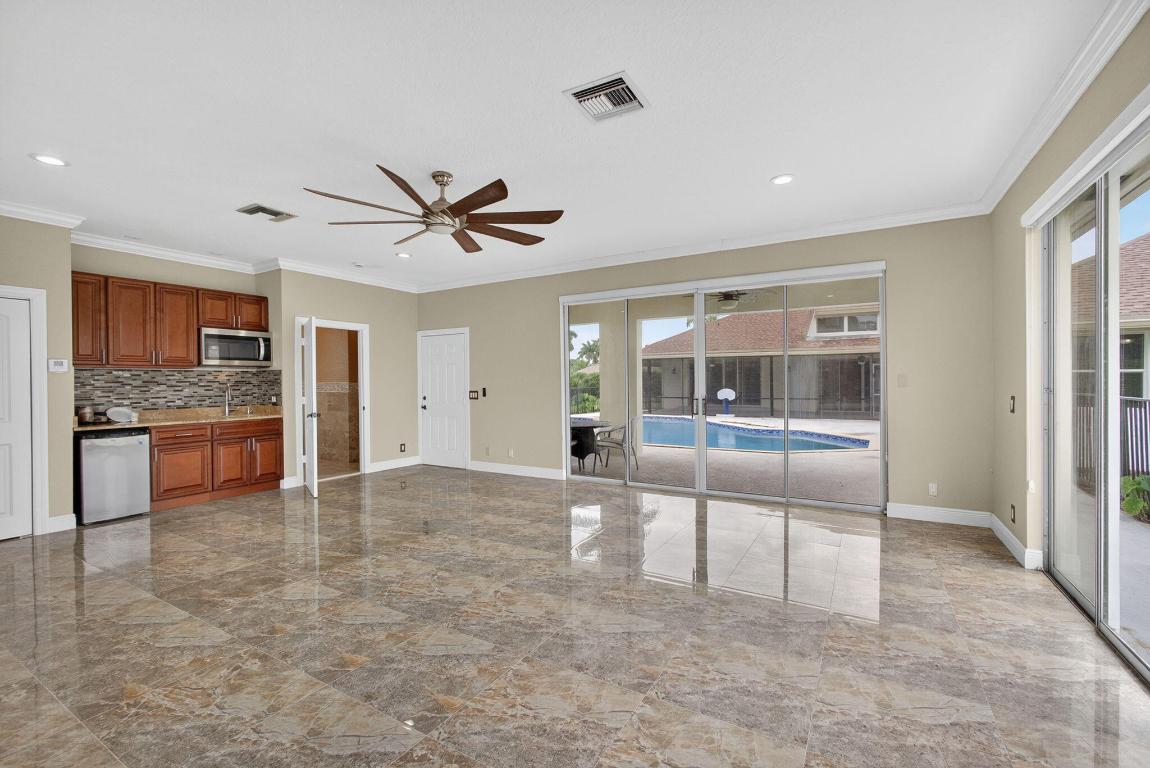 1295 Longlea Ter Wellington, FL 33414