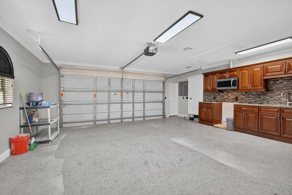 1295 Longlea Ter Wellington, FL 33414