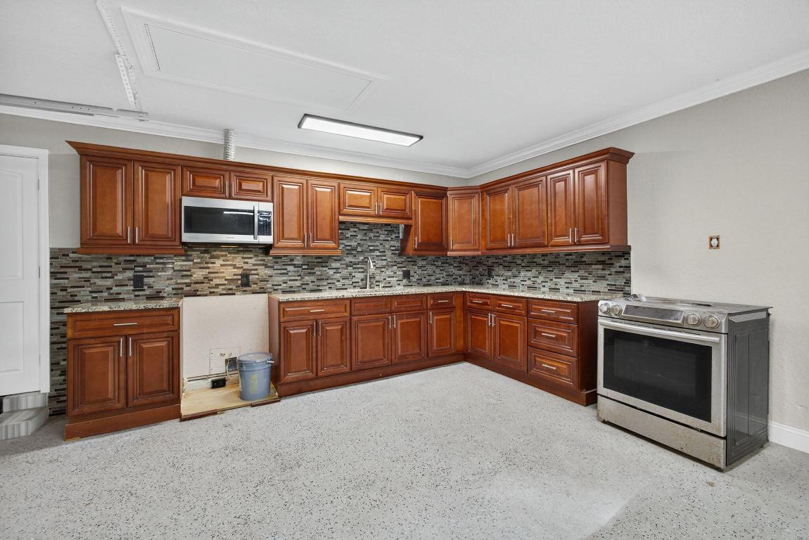 1295 Longlea Ter Wellington, FL 33414