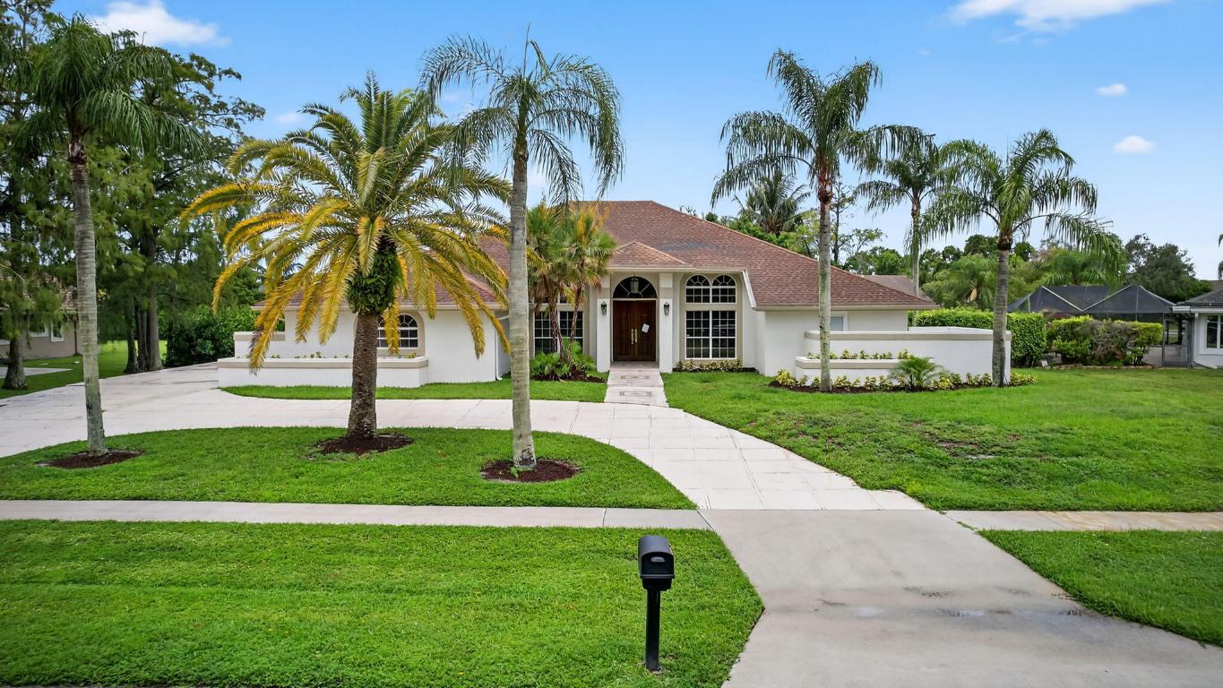 1295 Longlea Ter Wellington, FL 33414