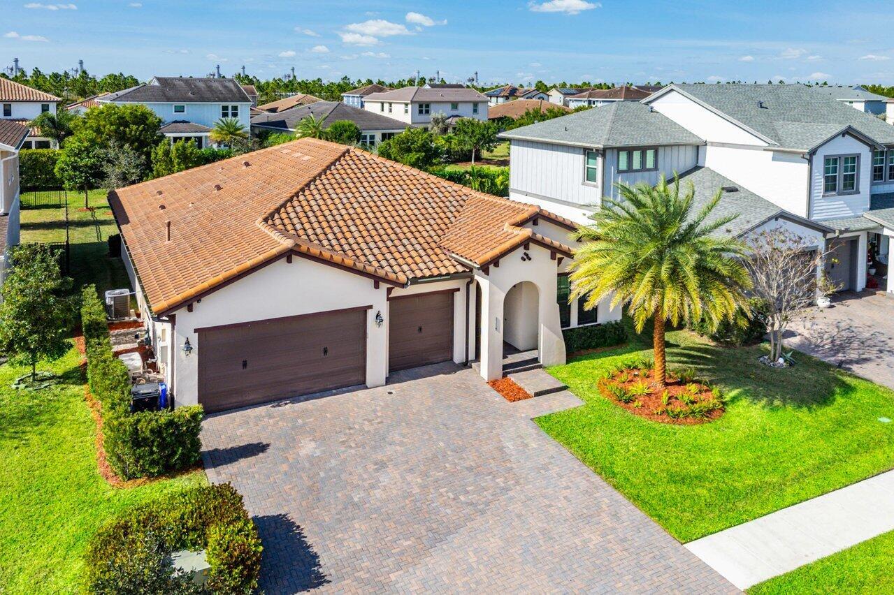 1119 Arrowhead Pt Rd Loxahatchee, FL 33470