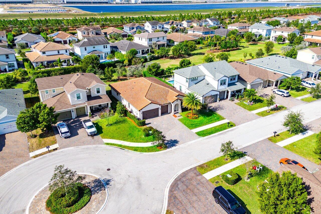 1119 Arrowhead Pt Rd Loxahatchee, FL 33470