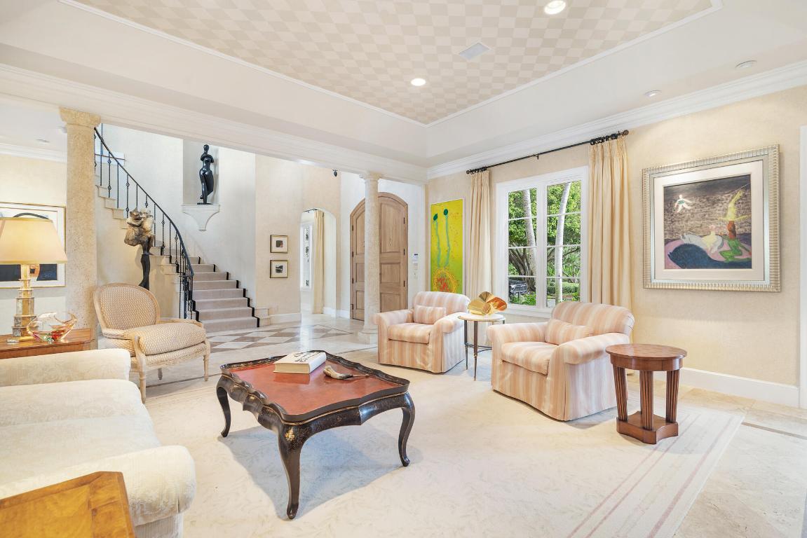 614 Tarpon Palm Beach, FL 33480