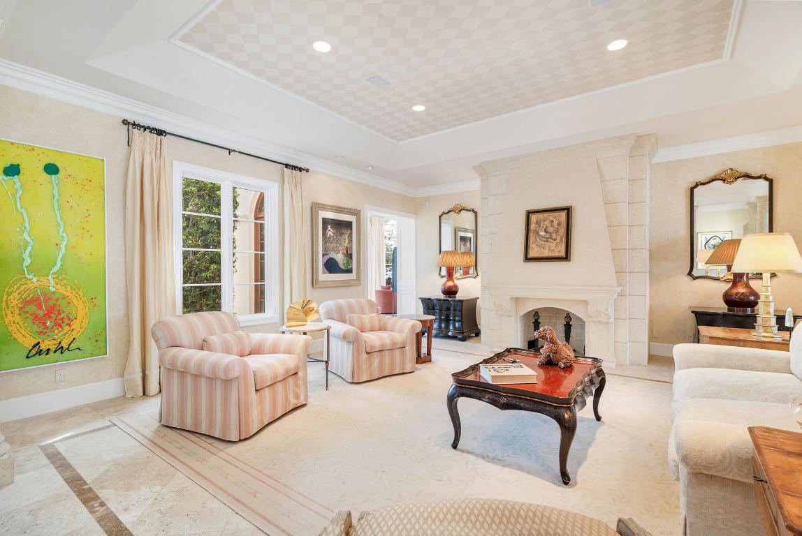 614 Tarpon Palm Beach, FL 33480