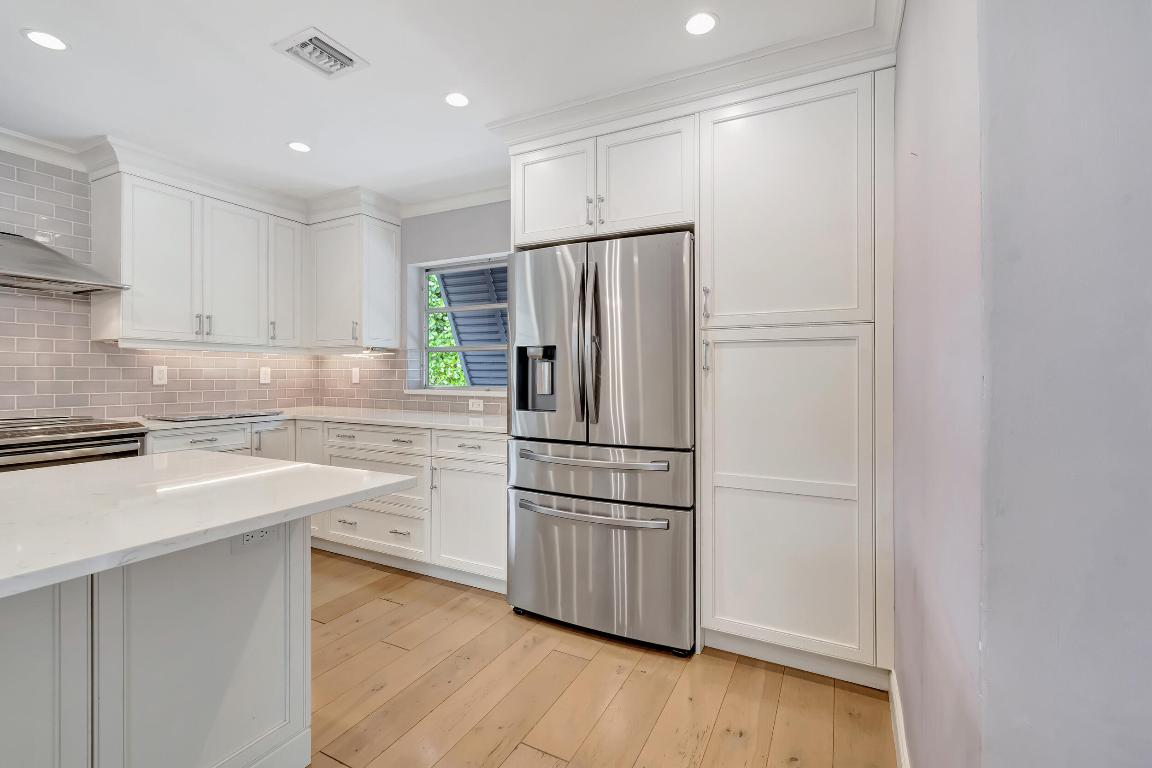 4410 NE 24th Lighthouse Point, FL 33064