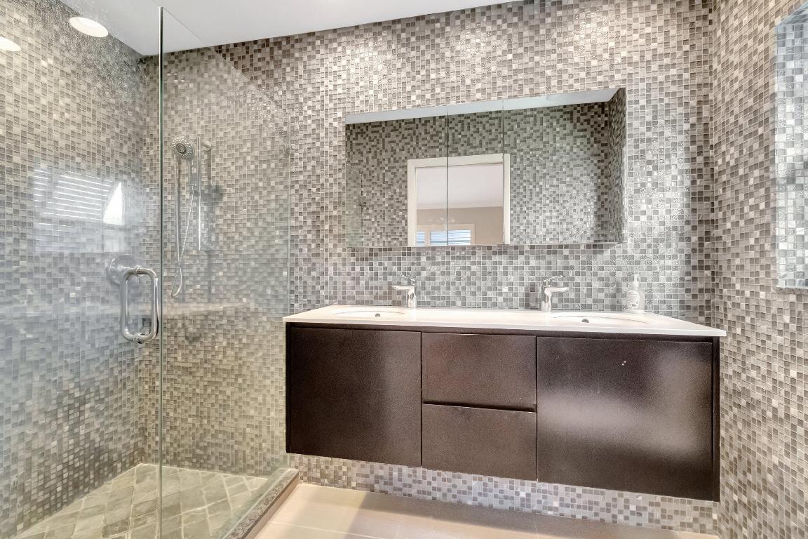 4410 NE 24th Lighthouse Point, FL 33064