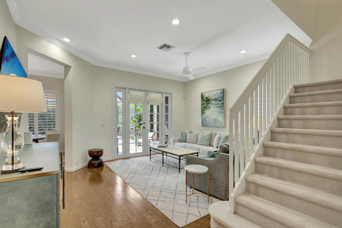 106 Via Santa Cruz Jupiter, FL 33458