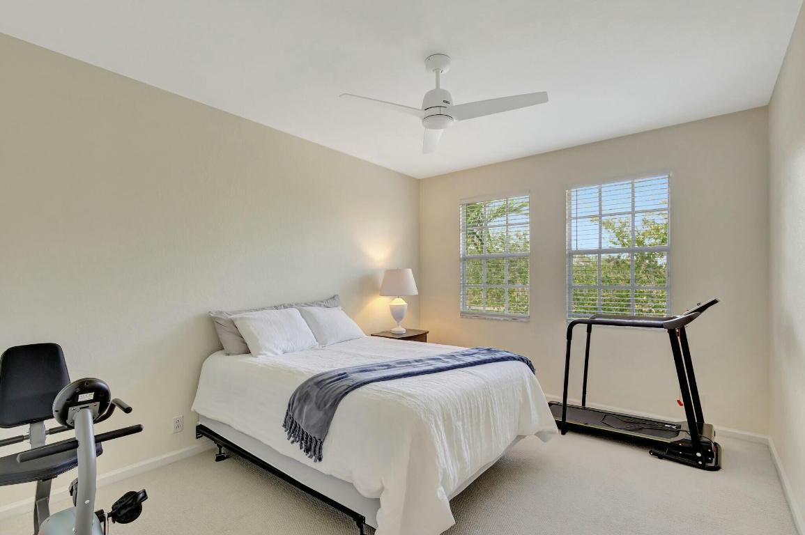 106 Via Santa Cruz Jupiter, FL 33458