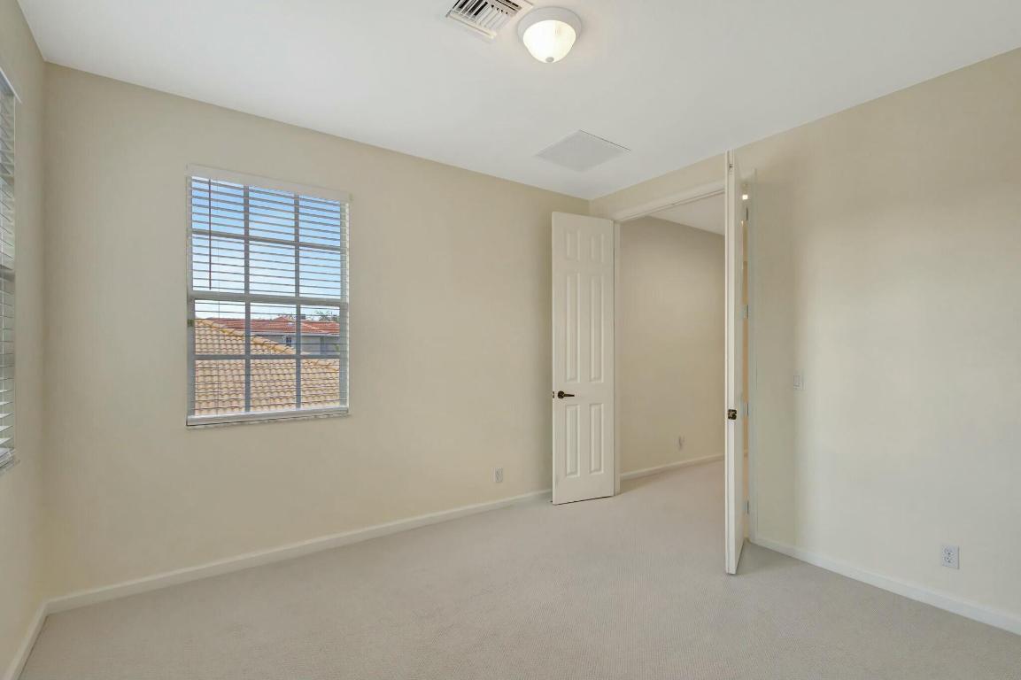 106 Via Santa Cruz Jupiter, FL 33458