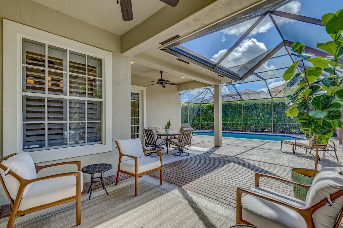 106 Via Santa Cruz Jupiter, FL 33458