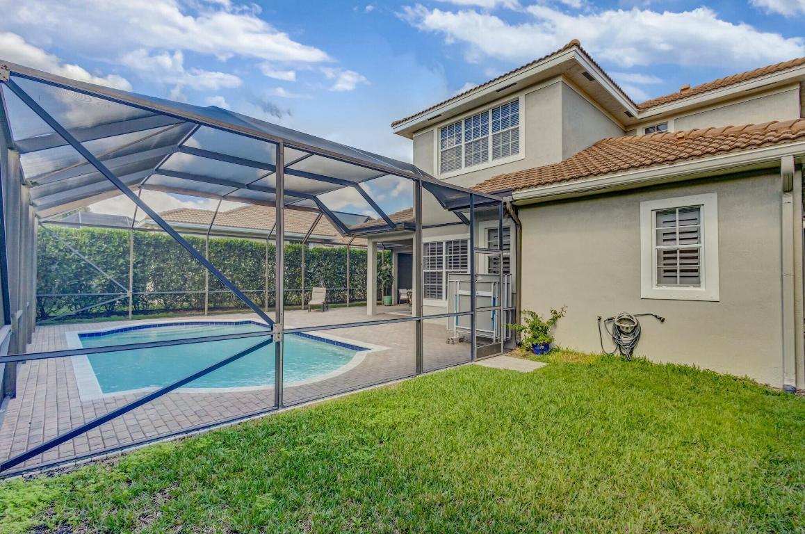 106 Via Santa Cruz Jupiter, FL 33458