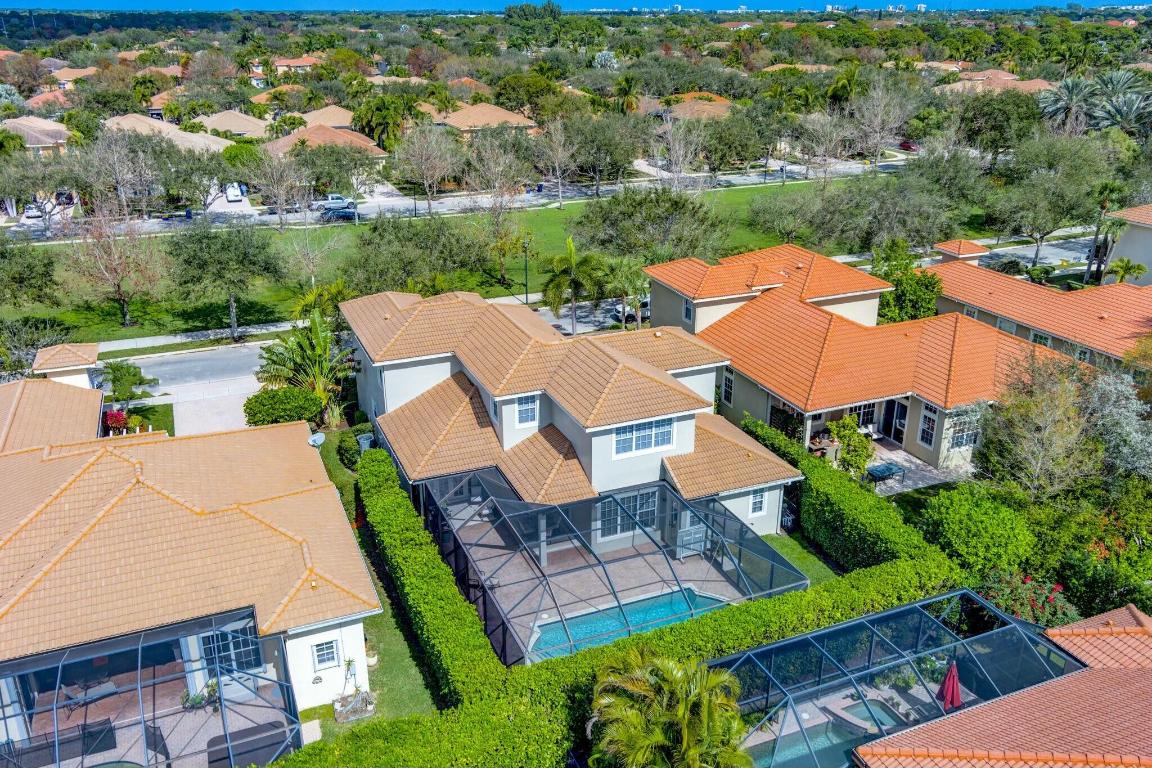 106 Via Santa Cruz Jupiter, FL 33458