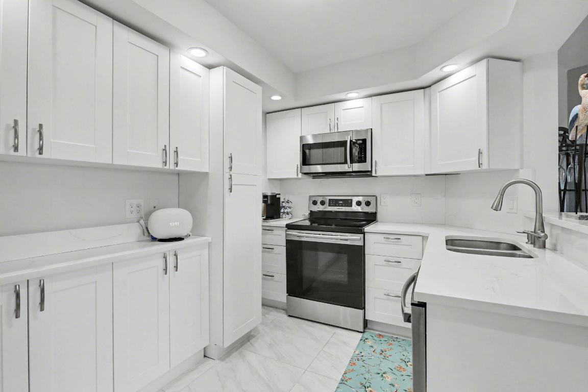 3700 Galt Ocean #214 Fort Lauderdale, FL 33308