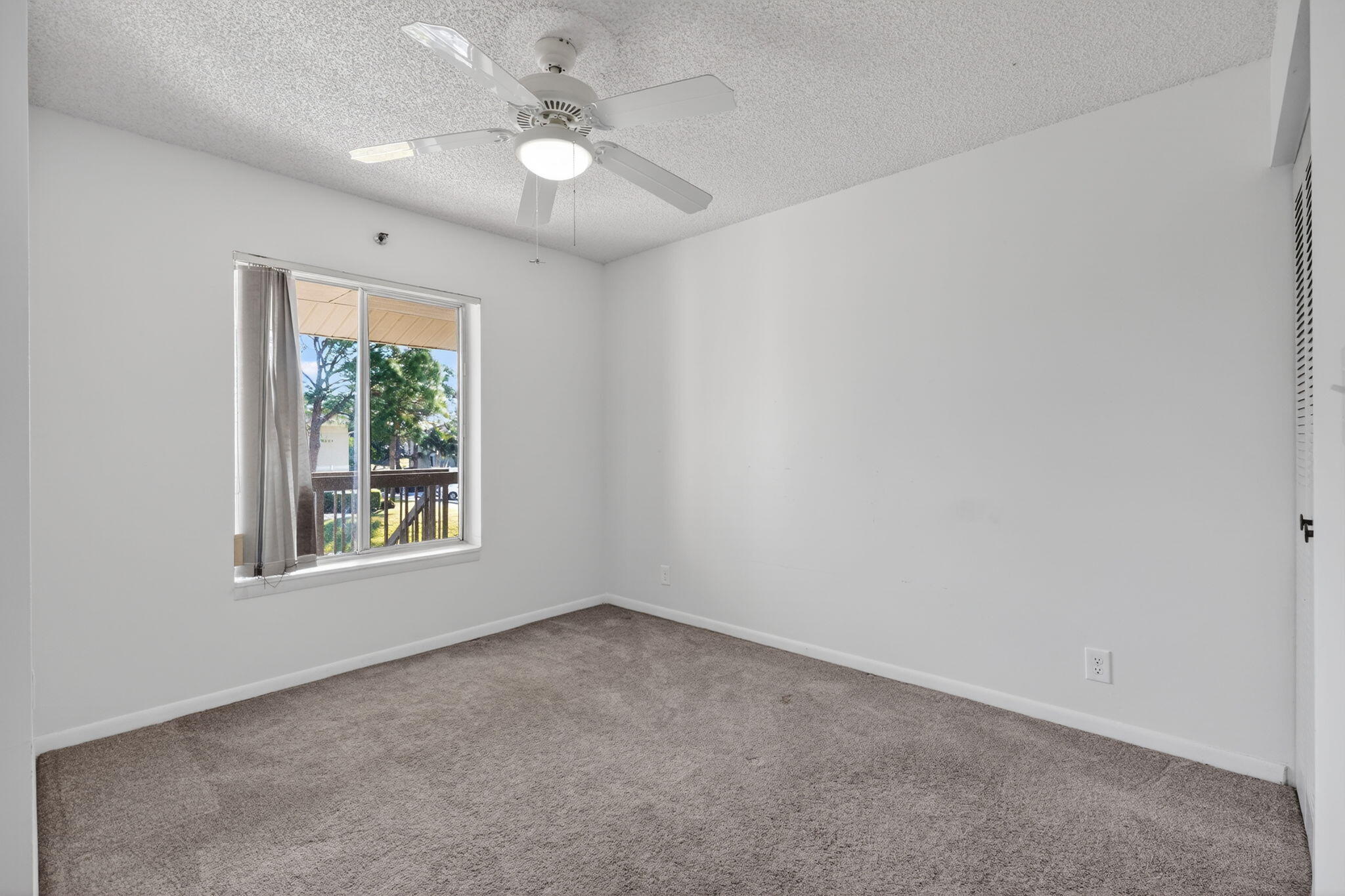 6572 Chasewood #F Jupiter, FL 33458