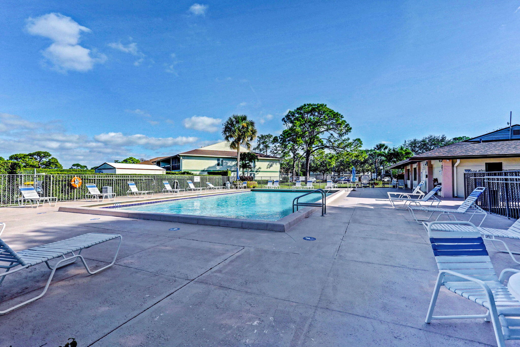 6572 Chasewood #F Jupiter, FL 33458