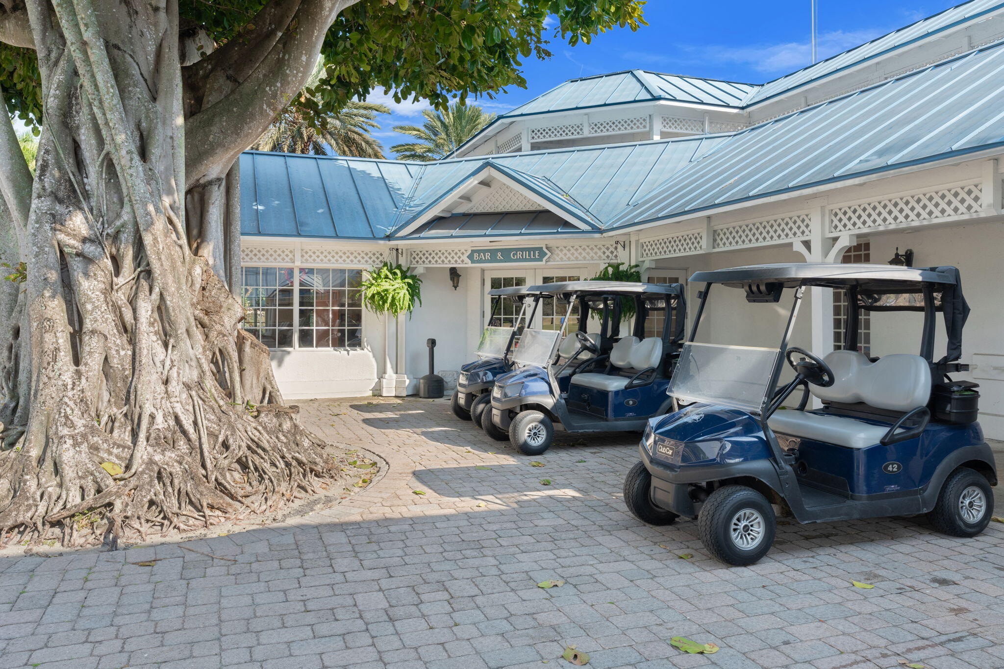 2046 Deer Crk Woodlands Deerfield Beach, FL 33442