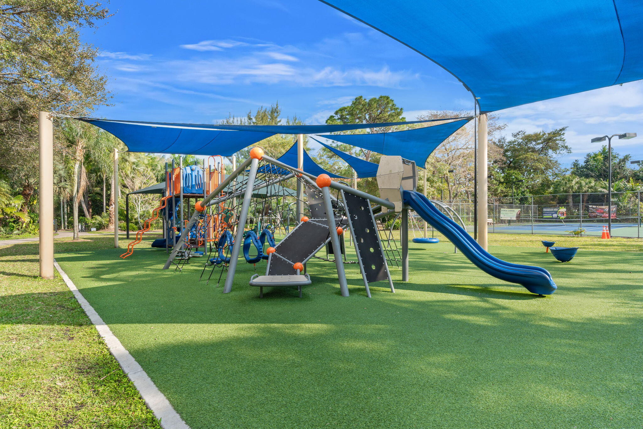 2046 Deer Crk Woodlands Deerfield Beach, FL 33442