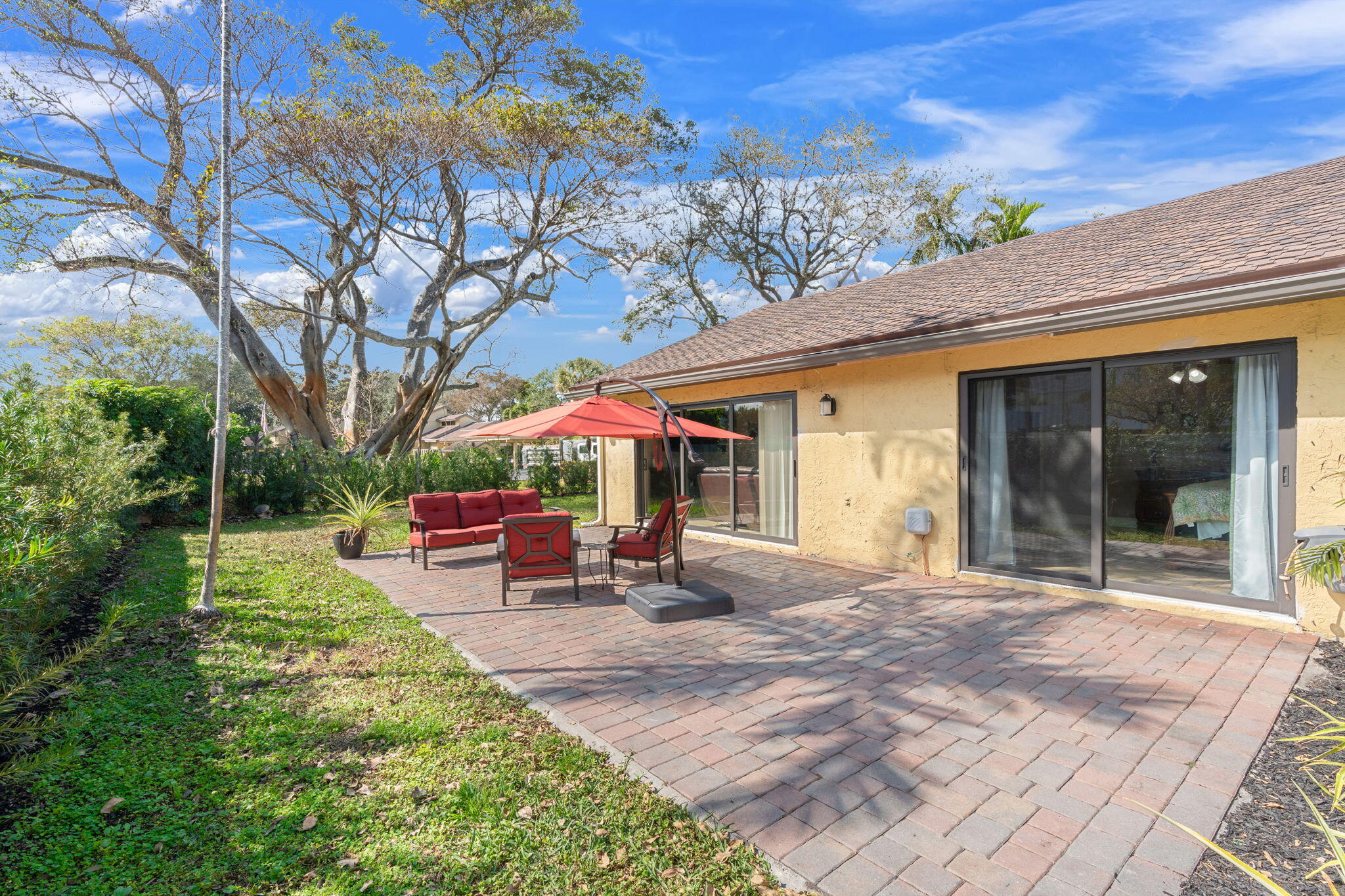 2046 Deer Crk Woodlands Deerfield Beach, FL 33442