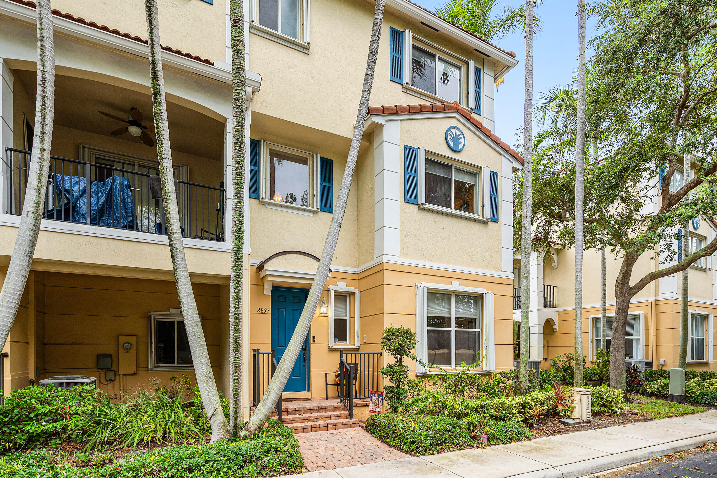 2897 S Greenleaf Boynton Beach, FL 33426