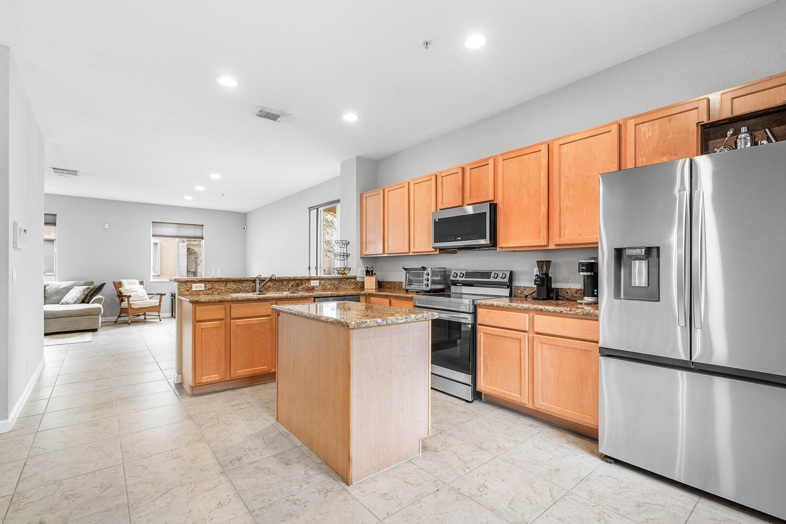 2897 S Greenleaf Boynton Beach, FL 33426