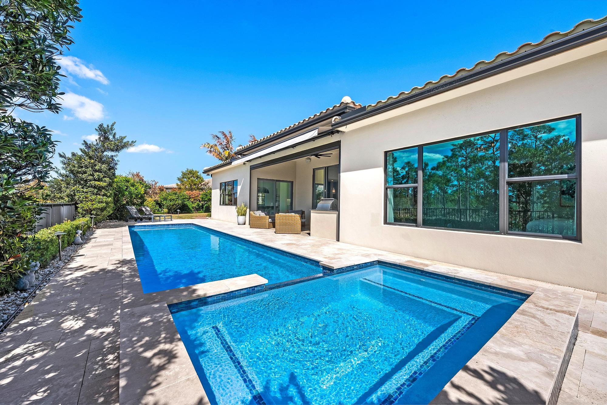 19822 SE Watergrass Jupiter, FL 33458