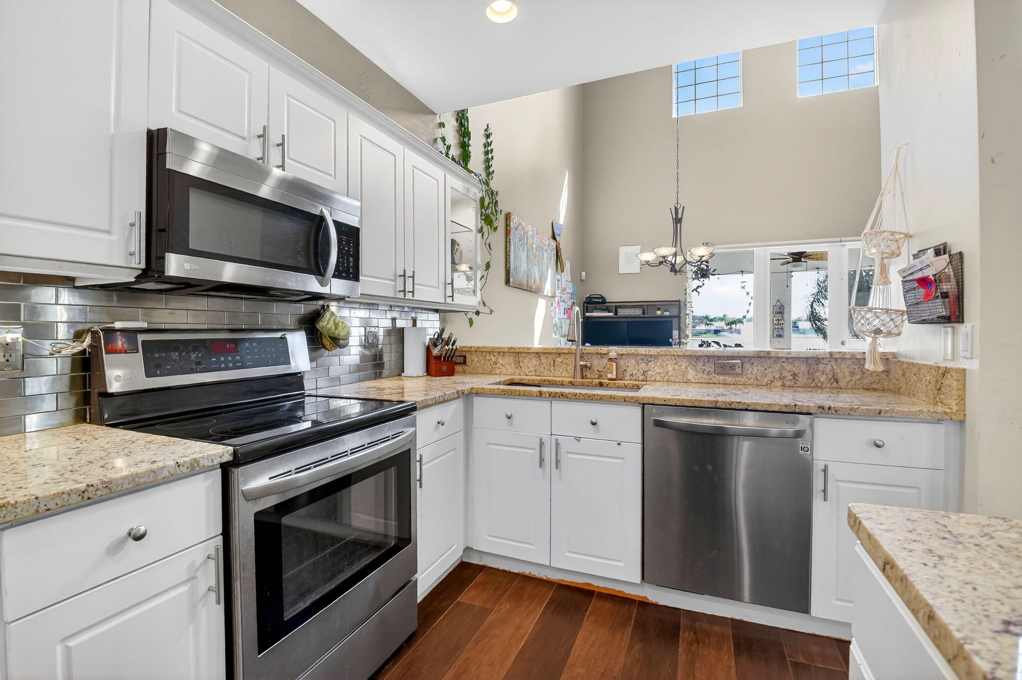 10730 Pelican Wellington, FL 33414